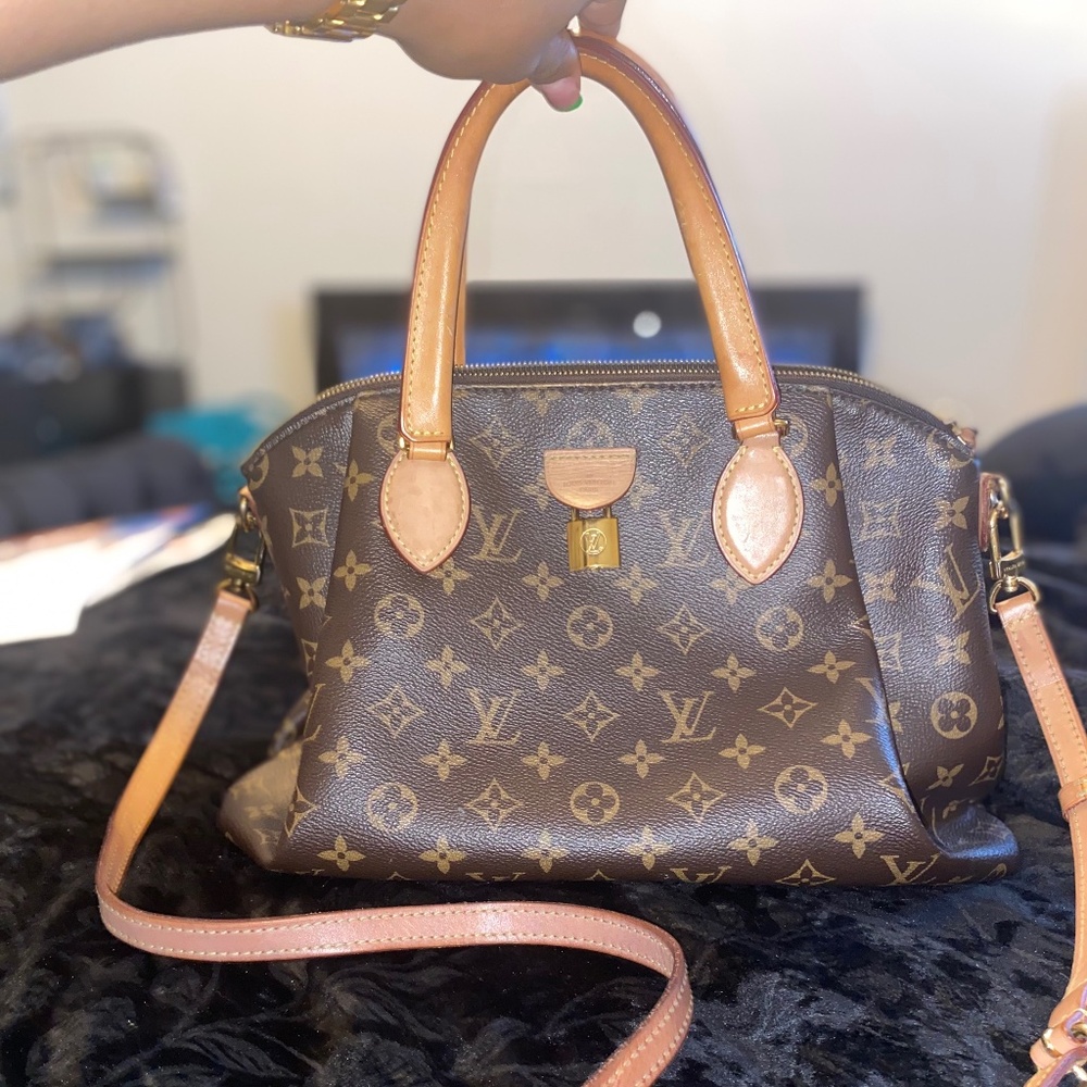 **SOLD** Louis Vuitton Rivoli MM